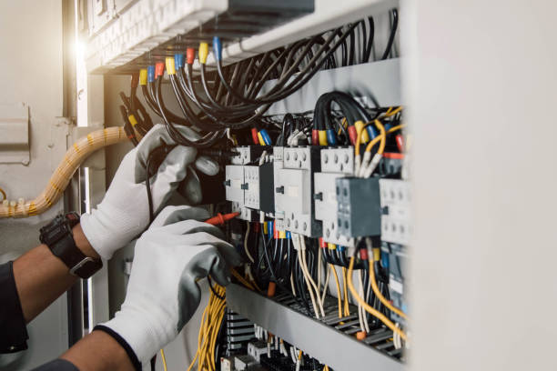 Best Circuit Breaker Repair  in Biscayne Park, FL